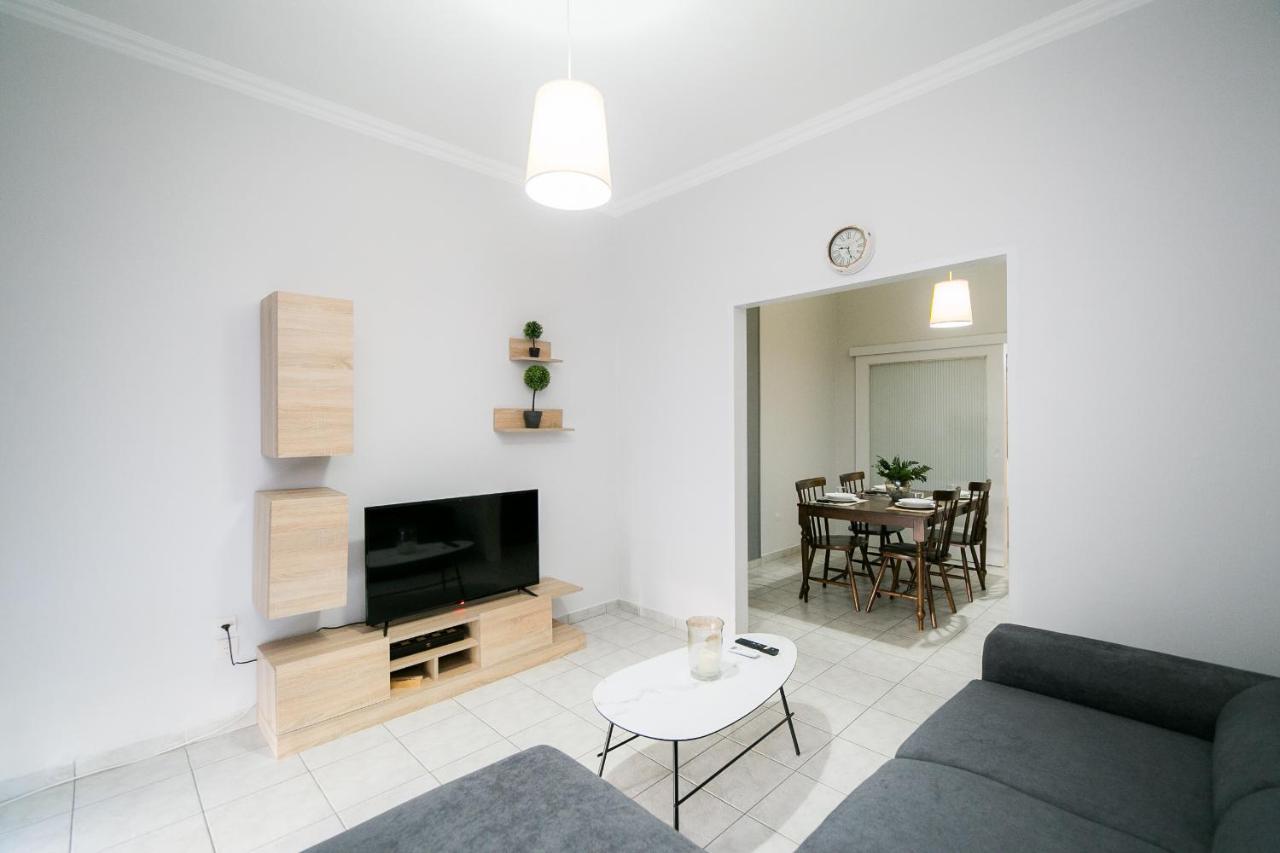 Central Guests Apartment Волос Екстериор снимка